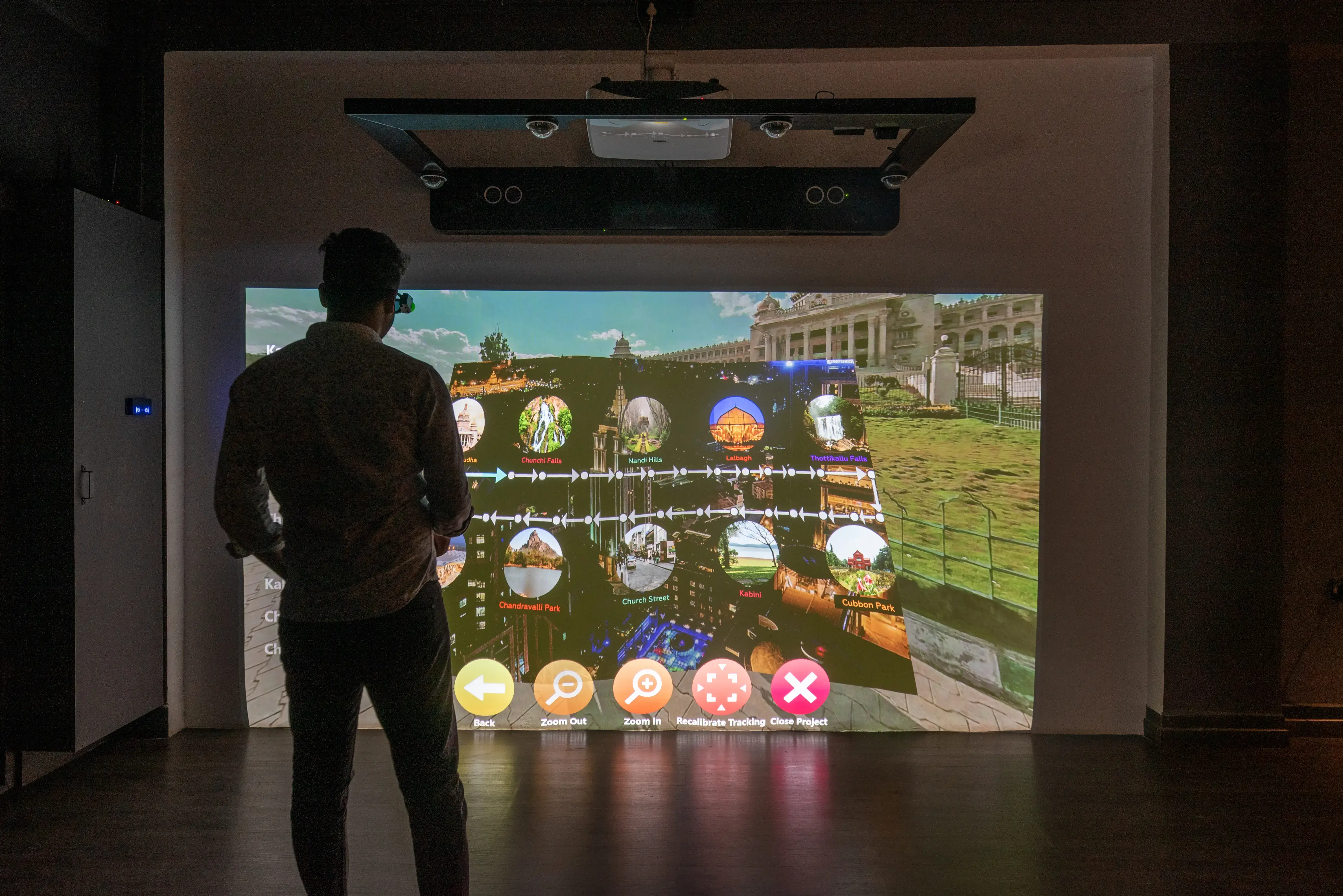 Features of Vision 3D Holo Wall